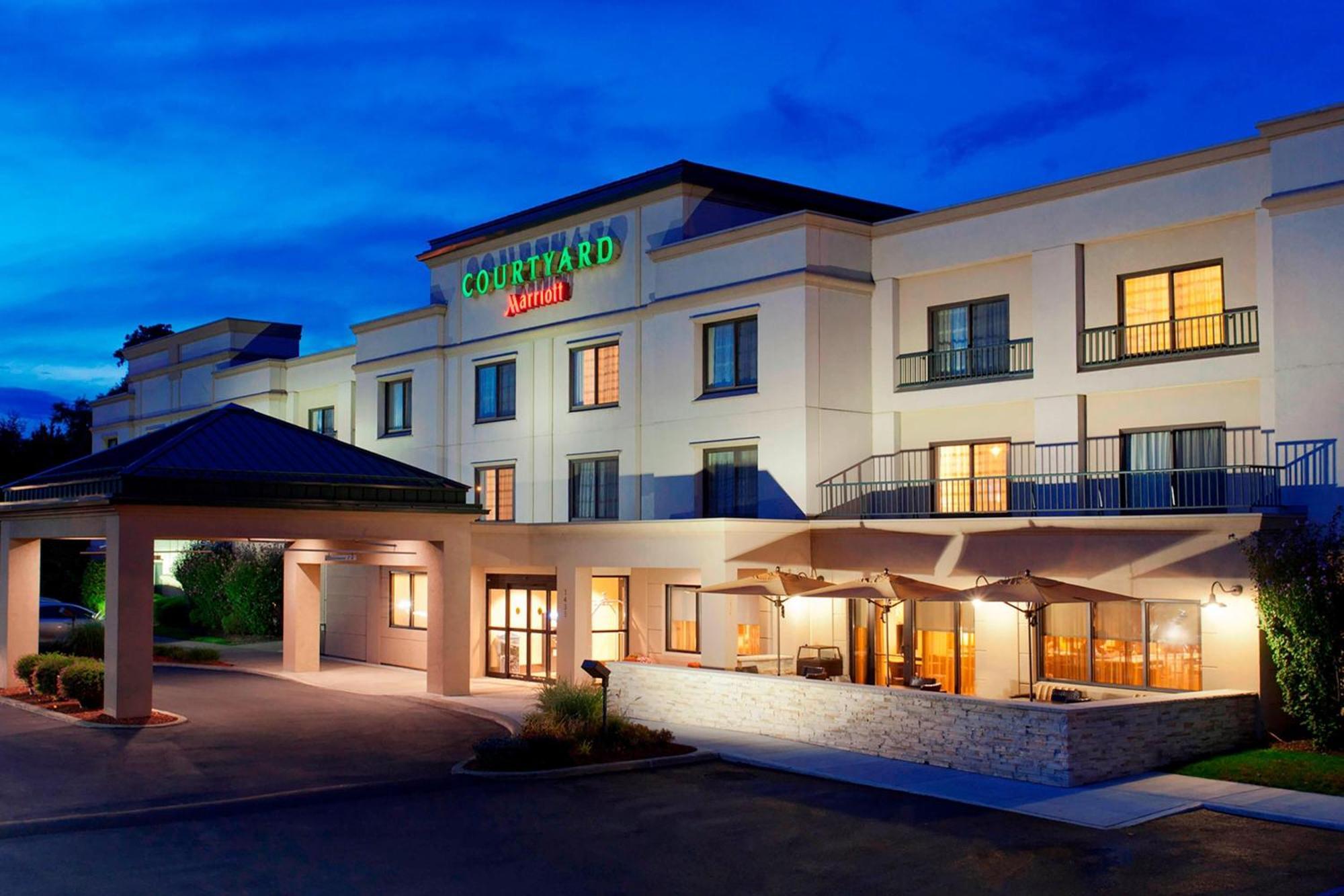 Courtyard Newburgh Stewart Airport Hotel Ngoại thất bức ảnh